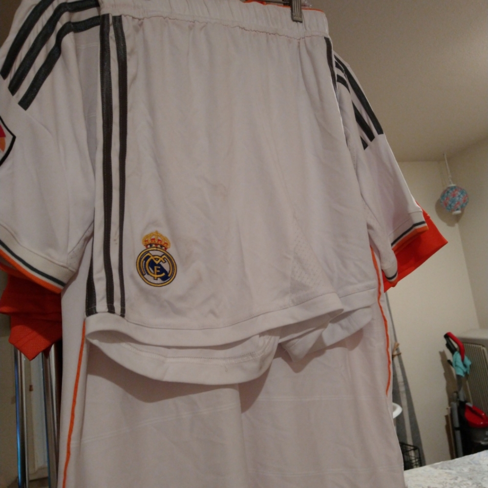 Alonso 2013 Medium Soccer Jersey/small shorts